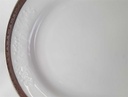 [45813197] Servierplatte Speiseplatte Fleischplatte Steakplatte 34,5x22 cm Zeh Scherzer Reliefdekor Platinrand Weiß gebraucht - gut Bild 3