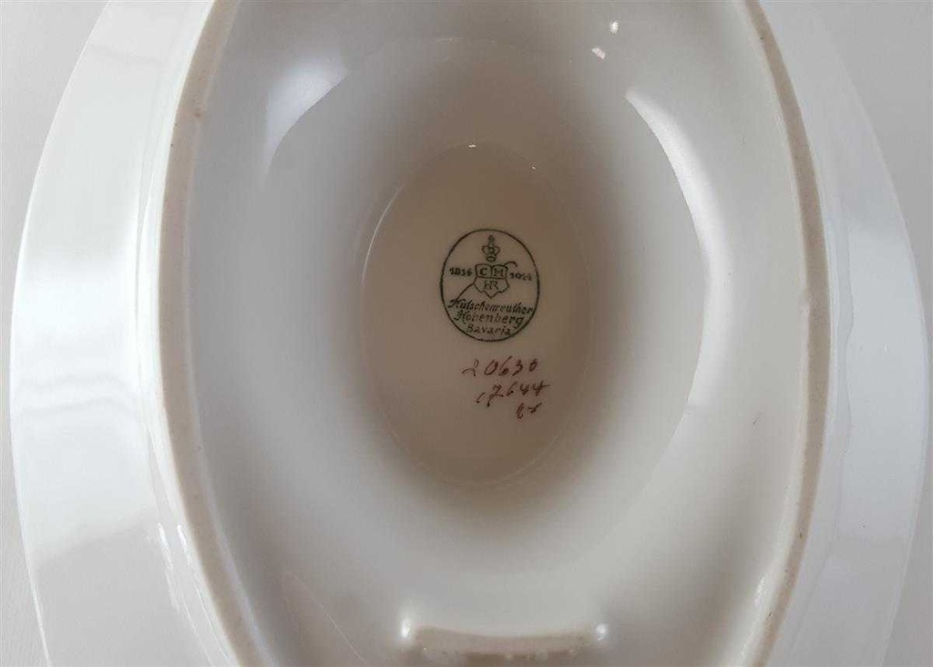 [45813204] Sauciere mit Teller 1tlg Hutschenreuther Hohenberg Dekor Schwarz Gold Weiß gebraucht - sehr gut Bild 8