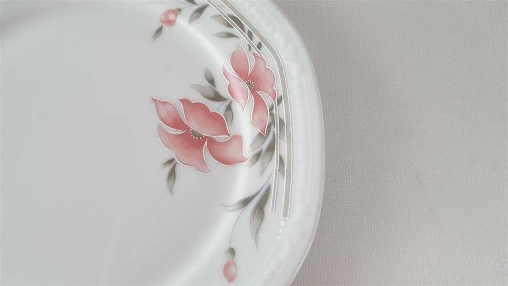 [45813249] Kuchenteller 19,6 cm Mitterteich Form 2040 Sissi Rosa Blüte gebraucht - sehr gut Bild 3
