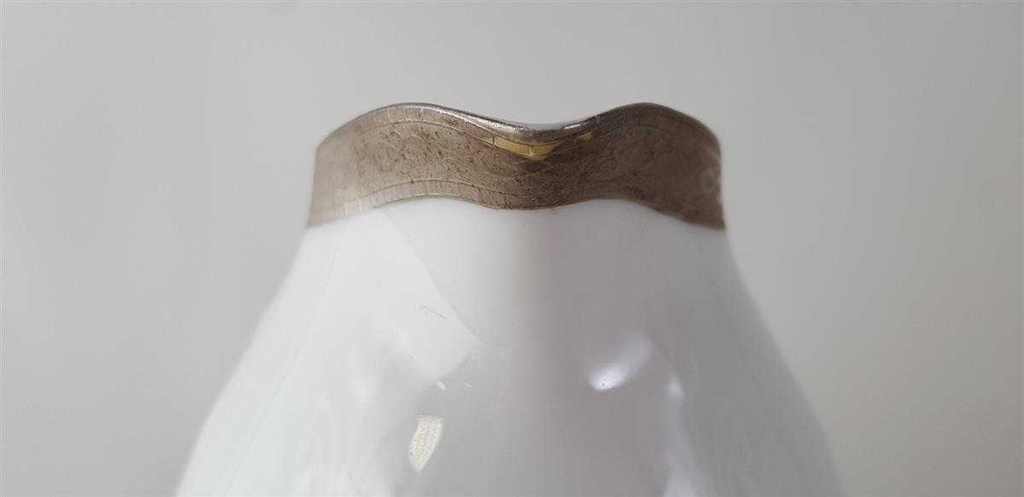 [45813253] Milchkännchen Zeh Scherzer Reliefdekor Platinrand Weiß gebraucht - gut Bild 3