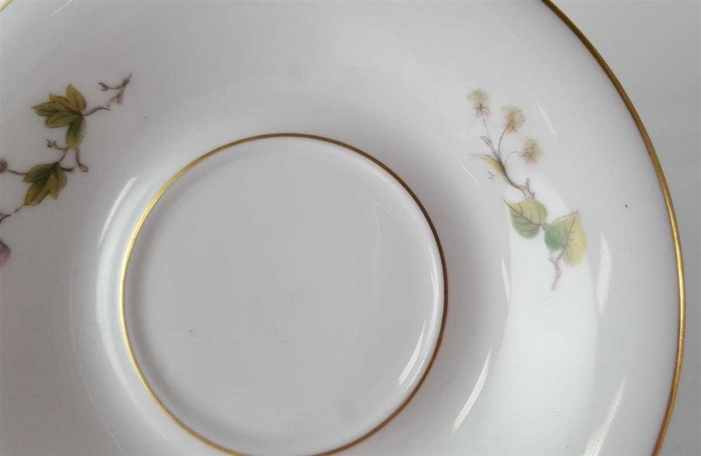 [45813274] Untertasse für Mokka AK Kaiser Porzellan Tirol Blumendekor Blumen gebraucht - sehr gut Bild 3