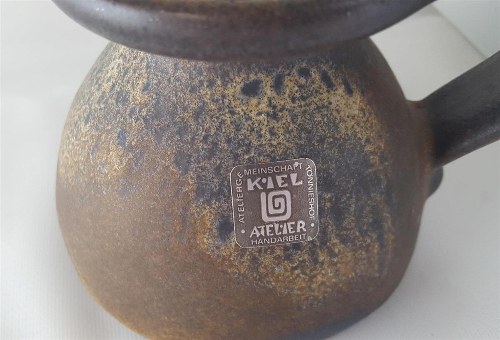 [45813294] Vase Blumenvase Henkelvase Handarbeit 10 cm Kiel Atelier Braun gebraucht - gut Bild 2