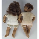 [2118987] 2er Set Charakterpuppen Sammlerpuppen Puppen inkl. Puppenständer mit Schulbank Gusseisen 4tlg. Bild 11