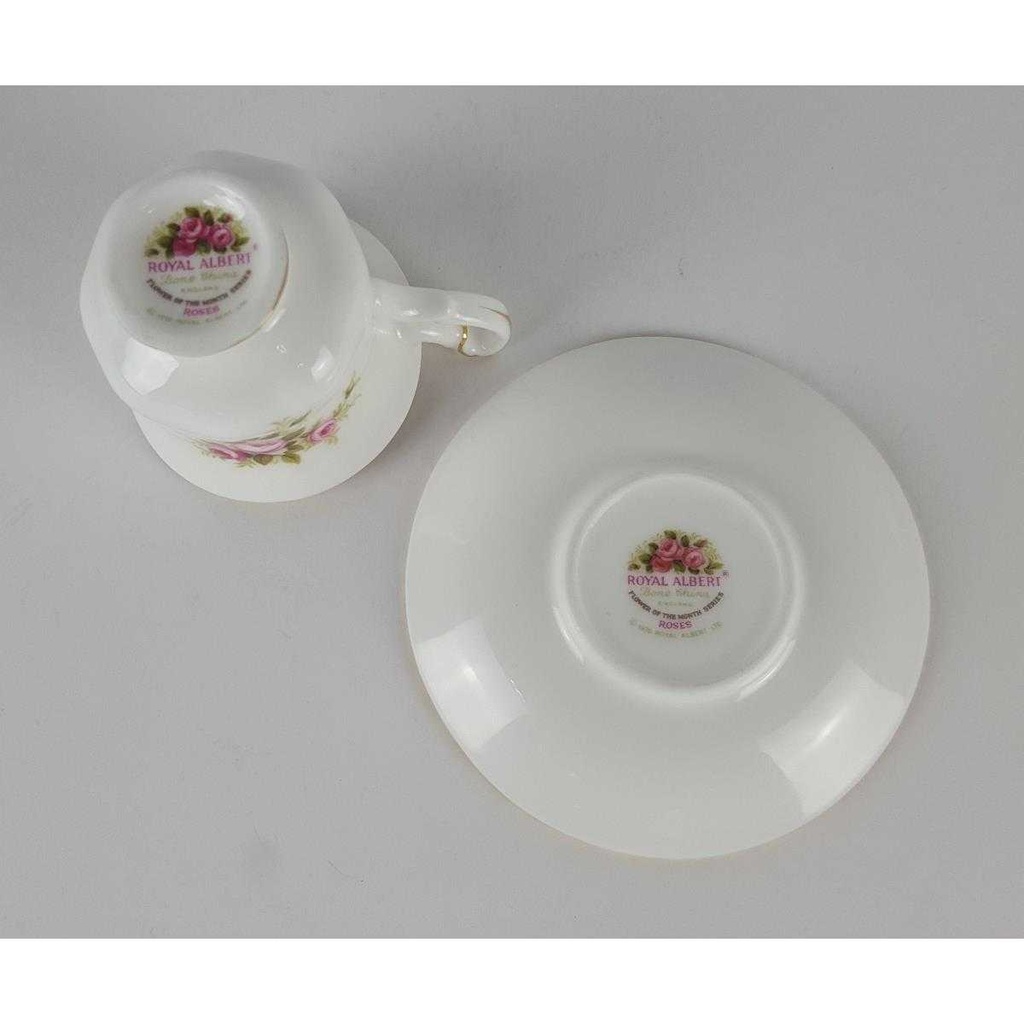 [458133129] Miniaturtasse mit Untertasse Royal Albert Flower of The Month June gebraucht - sehr gut Bild 3