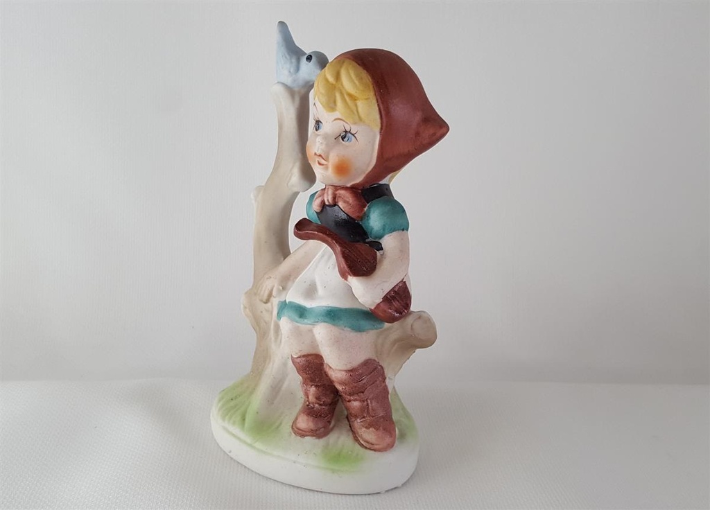[45813384] Porzellan Figur Mädchen sitzend H 12,7 cm Bild 4