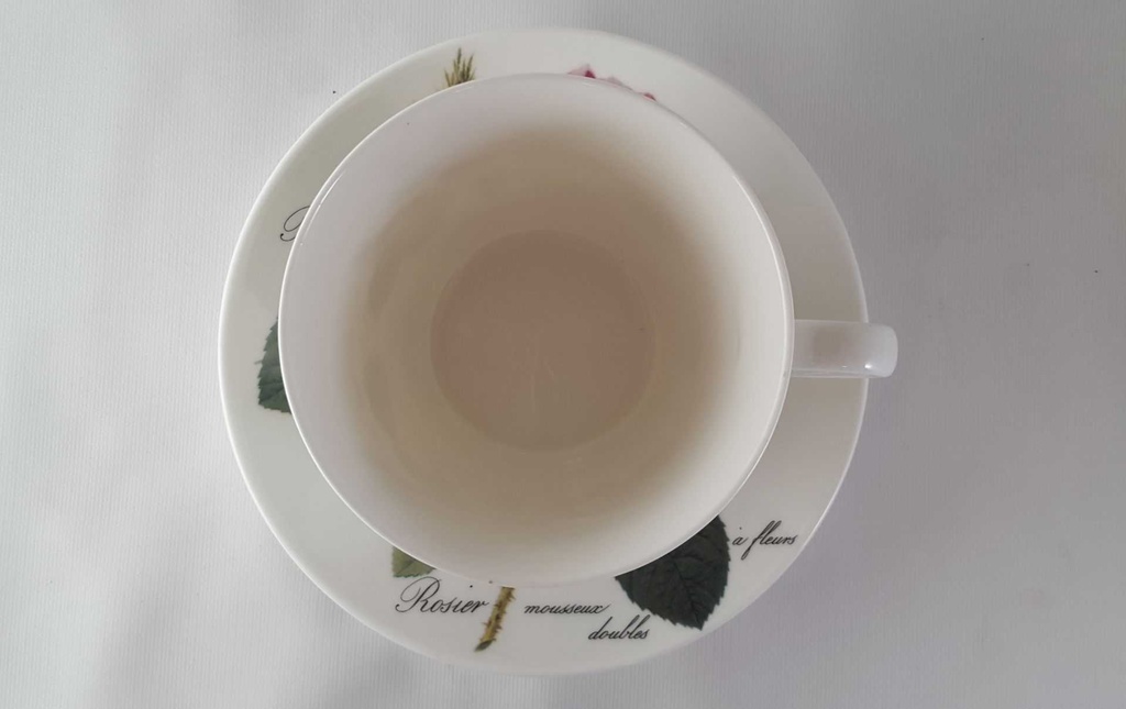 [45813433] Jumbotasse mit Untertasse Roy Kirkham Redoute Roses England gebraucht - gut Bild 3