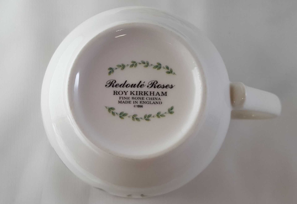 [45813433] Jumbotasse mit Untertasse Roy Kirkham Redoute Roses England gebraucht - gut Bild 5