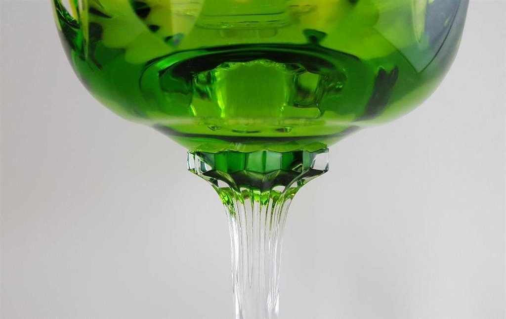 [4581345] Weinglas Weinrömer Überfangglas Villeroy & Boch Grün Hellgrün gebraucht - sehr gut Bild 3