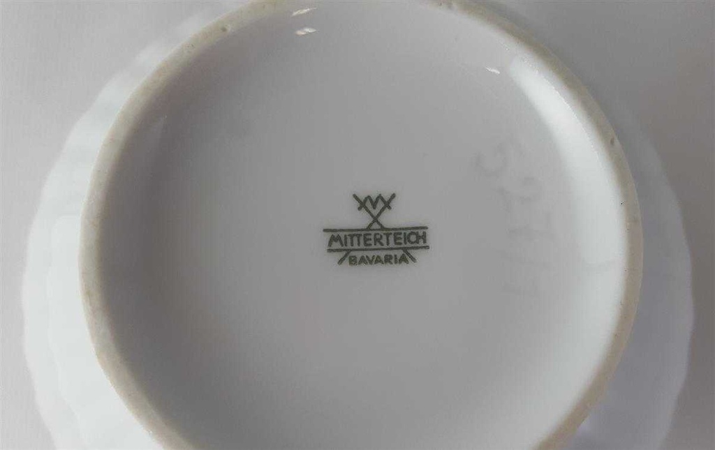 [45813602] Zuckerdose Golddekor Mitterteich Form 527 weiß mit Bild 3