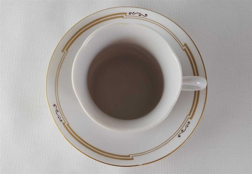 [45813676] Untertasse Mokkatasse mit Kaffeetasse Tasse Espressotasse & Goldrand Freiberger Porzellan Weiß gebraucht - gut Bild 3