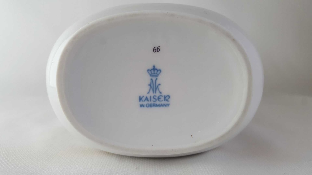 [45813708] Vase Dekorative 18,2 cm AK Kaiser Porzellan Blumen gebraucht - sehr gut Bild 7