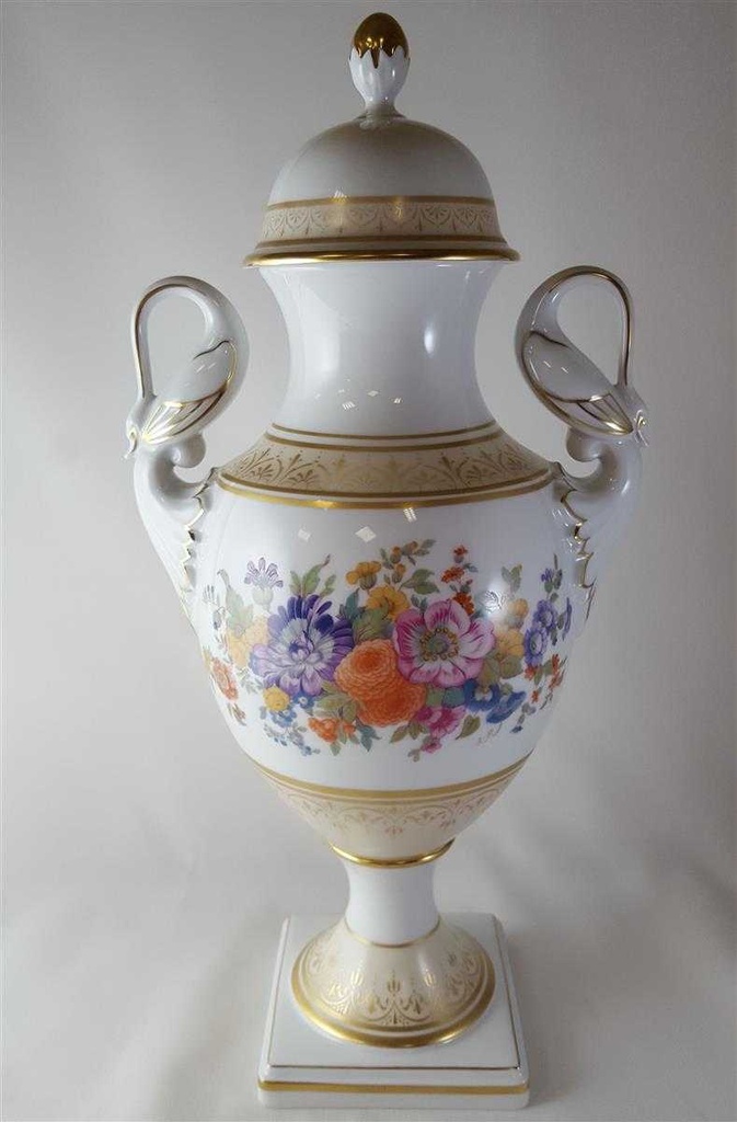 [45813767] Vase 42 cm AK Kaiser Porzellan Sanssouci Blumen gebraucht - sehr gut Bild 4