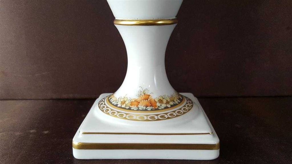 [2119007] Amphorenvase 28,5 cm AK Kaiser Porzellan Princesse K.Nossek gebraucht - sehr gut Bild 7