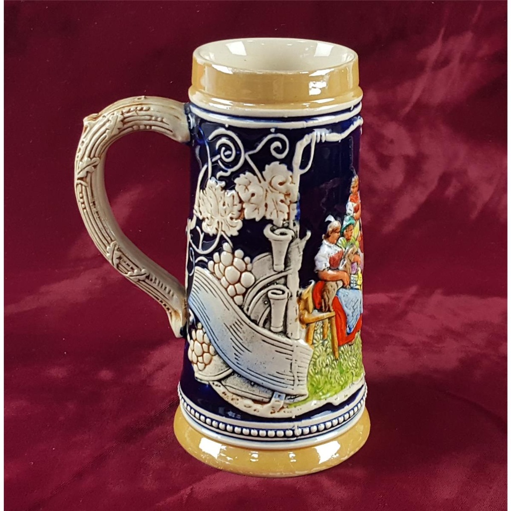 [458138001] Relief Krug ohne Deckel Bierkrug Sammlerkrug H 17,7 cm Bild 3