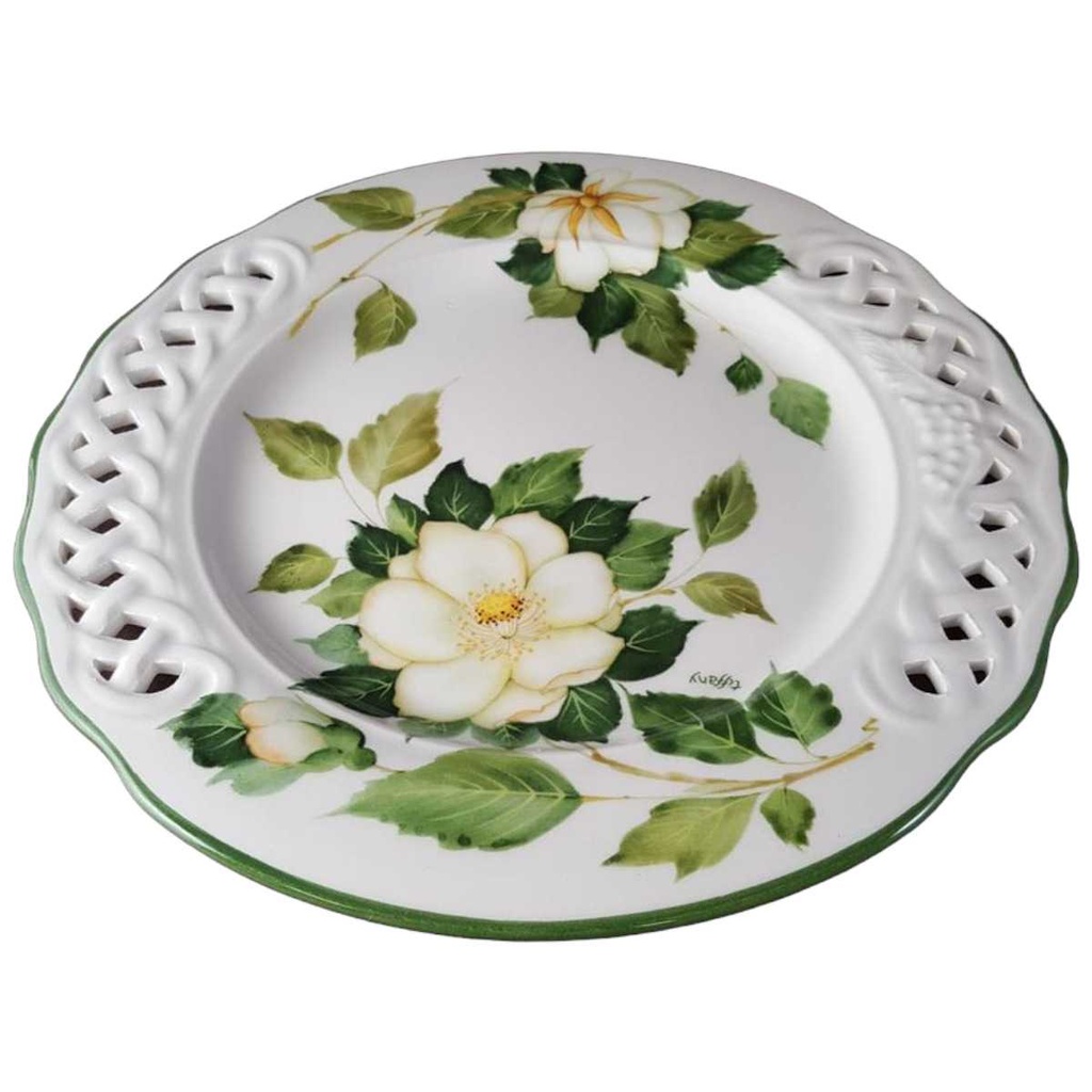[45813810] Speiseteller Essteller Durchbrucharbeit 27 cm Tiffany Boutique Italy weiße Blume mit Grünrand gebraucht - akzeptabel Bild 2