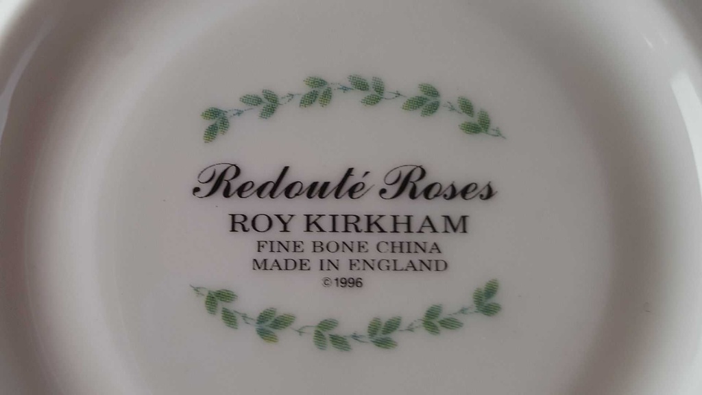 [45813817] Untertasse für Kaffee 15,1 cm Roy Kirkham Redoute Roses England gebraucht - sehr gut Bild 7