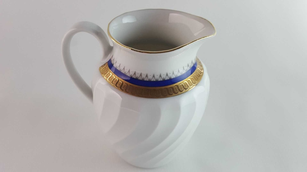 [45813865] Milchkännchen Goldrand Bareuther Waldsassen Reliefdekor blau gebraucht - gut Bild 3