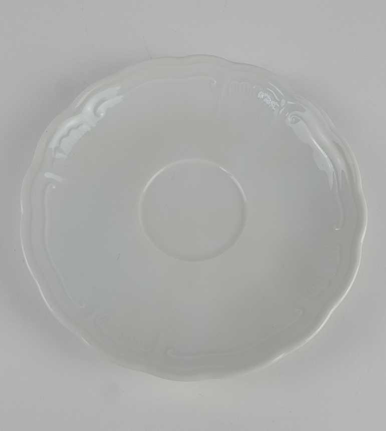 [458138951] Untertasse 14,4 cm Retsch Wunsiedel Relief weiß gebraucht - gut Bild 3