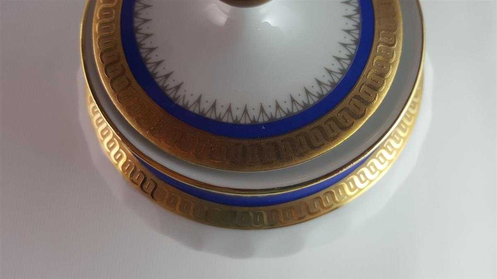 [45813920] Zuckerdose Goldrand Bareuther Waldsassen Reliefdekor blau gebraucht - gut Bild 3