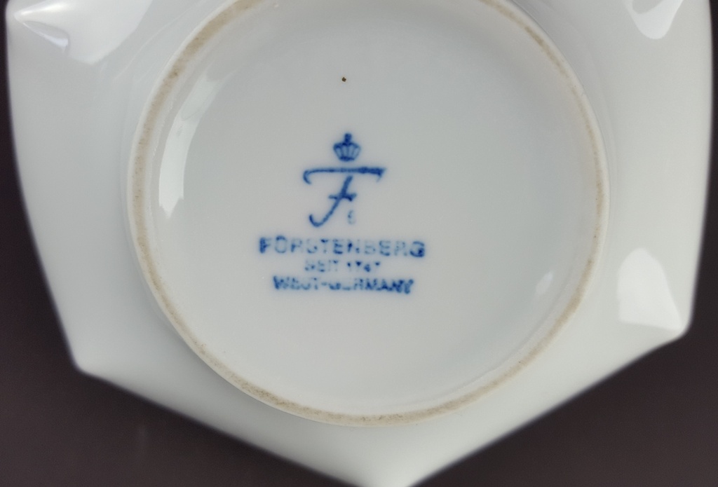 [458139312] Tischvase Vase 13,7 cm Fürstenberg Weiß gebraucht - gut Bild 4