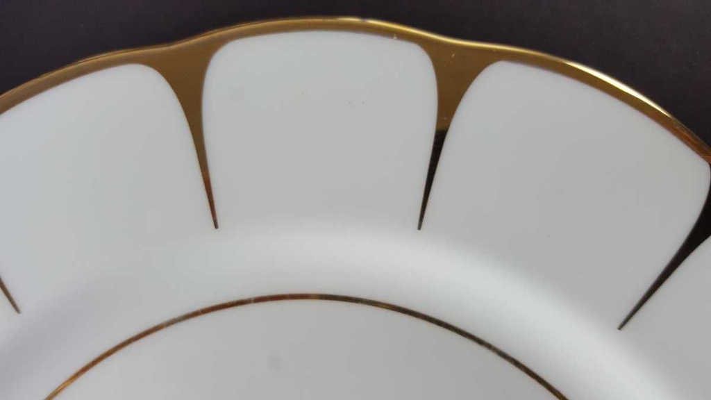 [458139717] Sammeltasse Sammelgedeck Golddekor 3tlg Royal Vale Weiß mit Goldrand Bone China gebraucht - gut Bild 9
