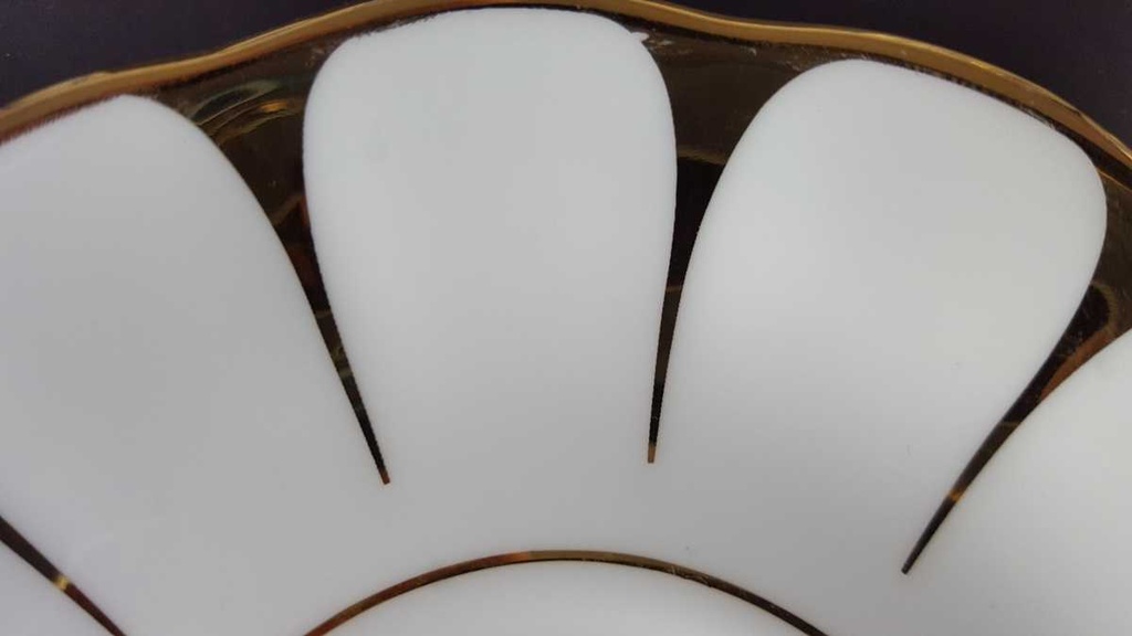 [458139717] Sammeltasse Sammelgedeck Golddekor 3tlg Royal Vale Weiß mit Goldrand Bone China gebraucht - gut Bild 10