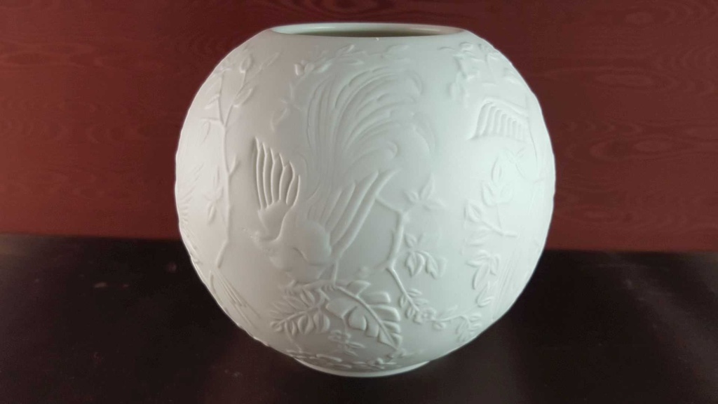 [45814005] Vase 12 cm AK Kaiser Porzellan Weiß gebraucht - sehr gut Bild 3