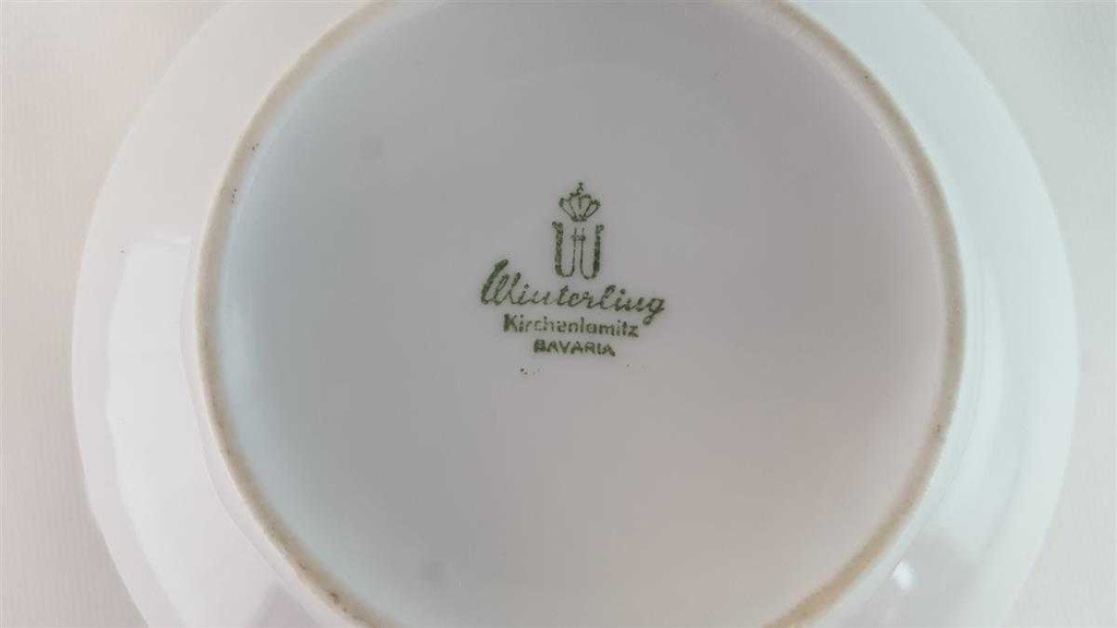 [45814017] Suppentasse Suppenbecher Goldrand mit Henkeln Winterling Kirchenlamitz Relief Weiß gebraucht - gut Bild 4