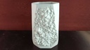 [45814045] Vase 13,1 cm AK Kaiser Porzellan Weiß gebraucht - sehr gut Bild 3