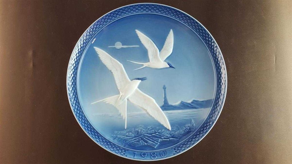 [45814075] Sammelteller mit OVP Hutschenreuther Jahresteller Blau gebraucht - sehr gut Bild 3