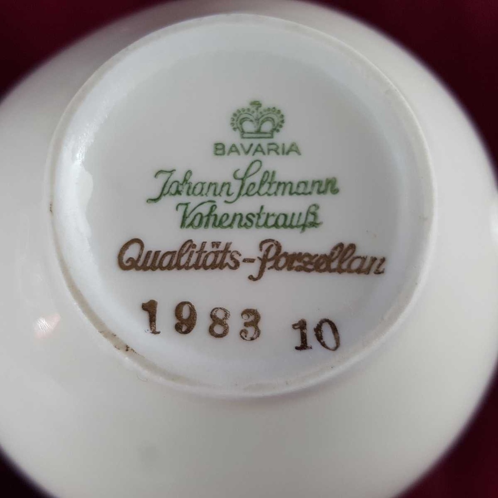 [458142330] Milchkännchen Goldrand 0,25 L Seltmann Weiden Vohenstrauß Form 1983 gebraucht - gut Bild 6