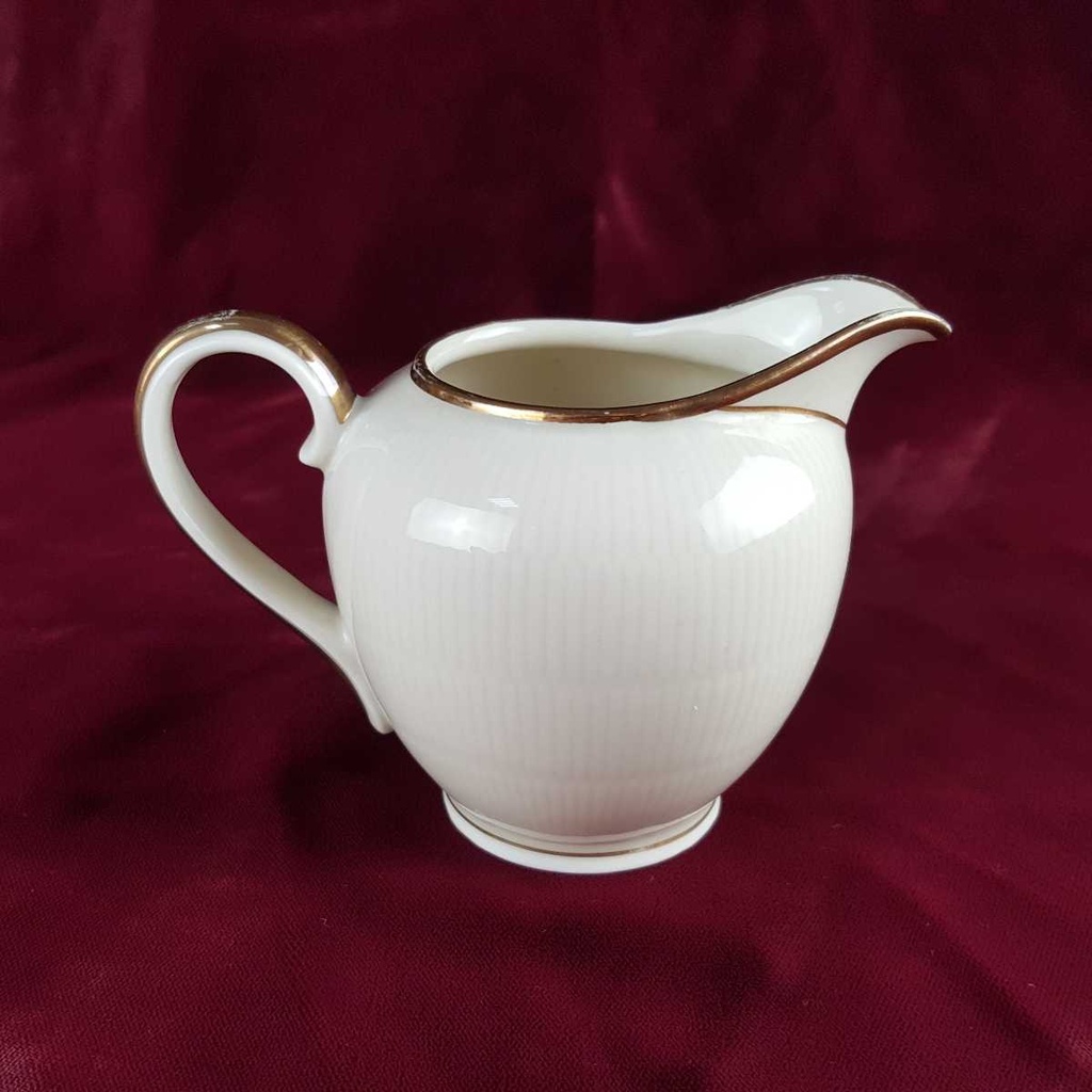 [458142336] Milchkännchen Goldrand 0,2 L Schumann Form 0150 Elfenbein Beige Bavaria gebraucht - gut Bild 3