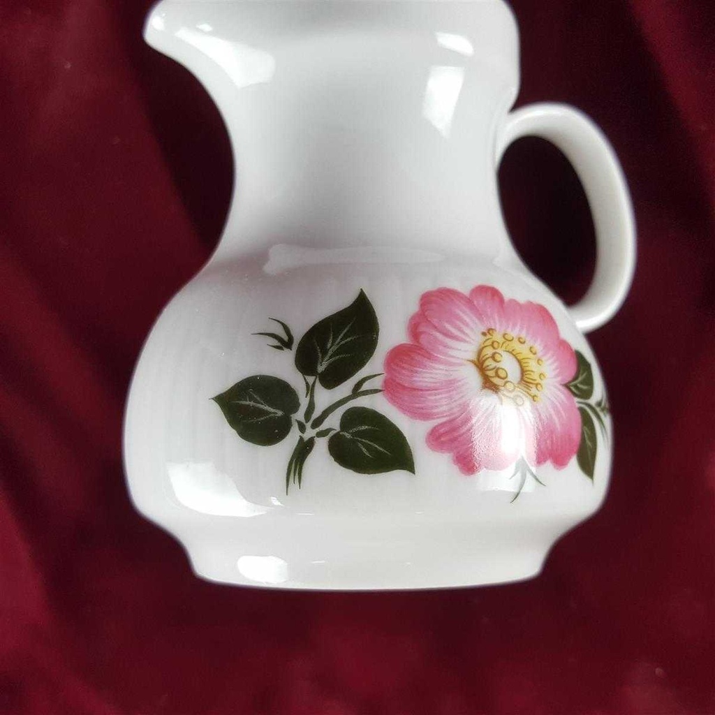 [458142368] Milchkännchen 0,2 L Winterling Kirchenlamitz Relief Blumendekor Blumen gebraucht - sehr gut Bild 3