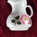 [458142368] Milchkännchen 0,2 L Winterling Kirchenlamitz Relief Blumendekor Blumen gebraucht - sehr gut Bild 3