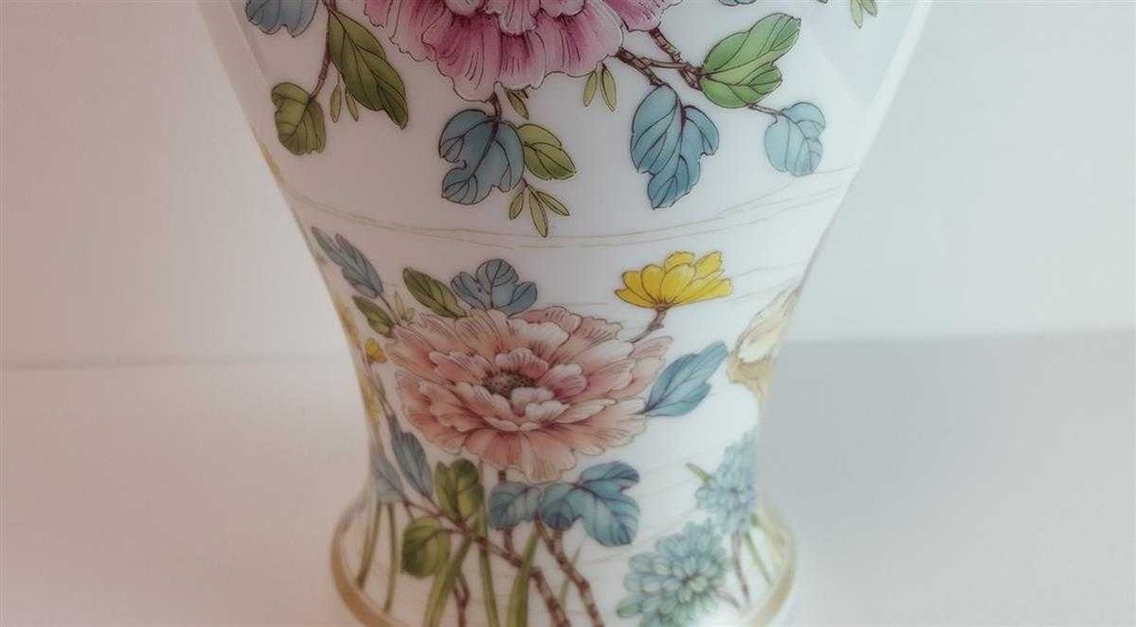 [45814245] Blumenvase 34,6 cm AK Kaiser Porzellan Nagoya gebraucht - sehr gut Bild 4