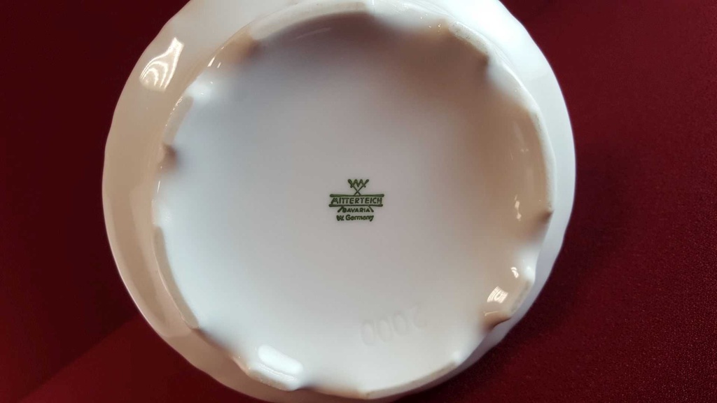 [45814532] Kaffeekanne 1,3 L Mitterteich Form 2000 Goldkranz gebraucht - akzeptabel Bild 10
