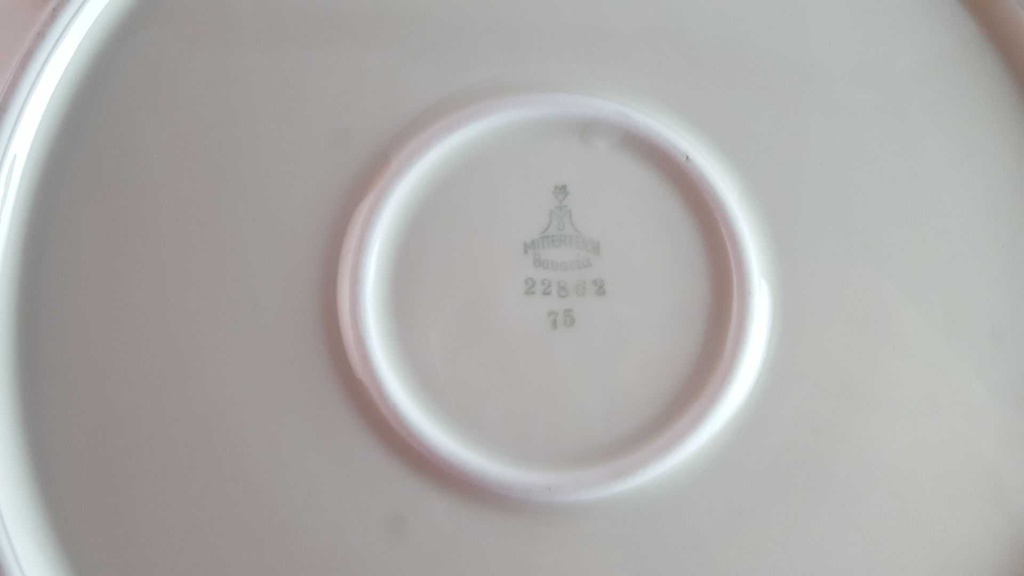 [45814648] Tortenplatte Tortenständer Goldrand Mitterteich Form 22862 5 mm Bavaria gebraucht - gut Bild 5