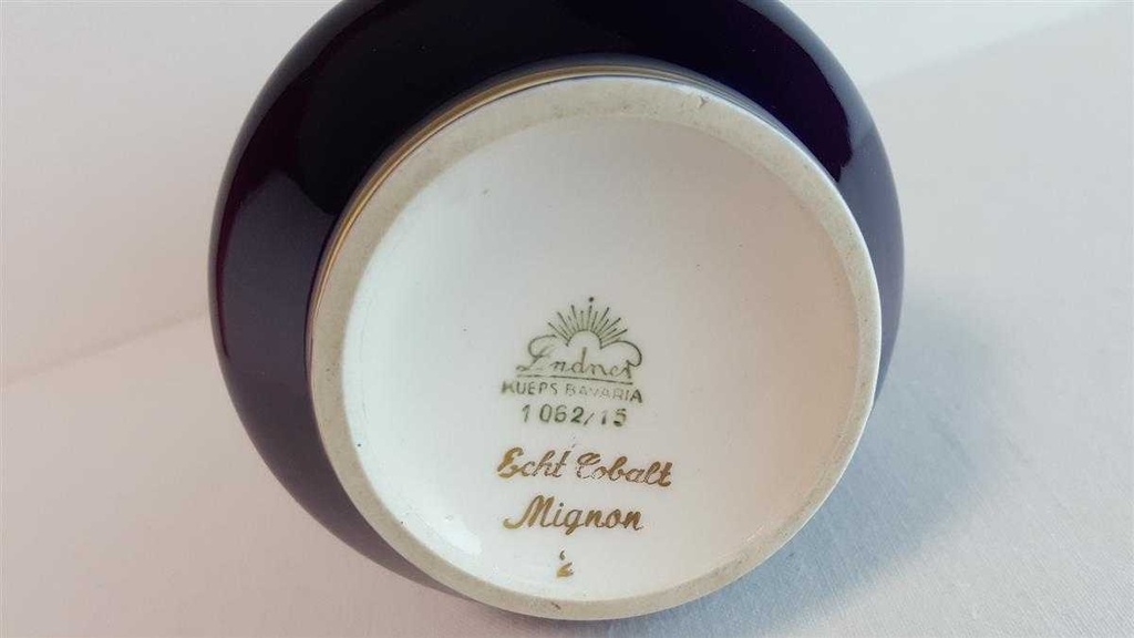 [45814659] Tischvase Blumenvase Golddekor 15 cm Lindner Porzellan Mignon gebraucht - sehr gut Bild 4
