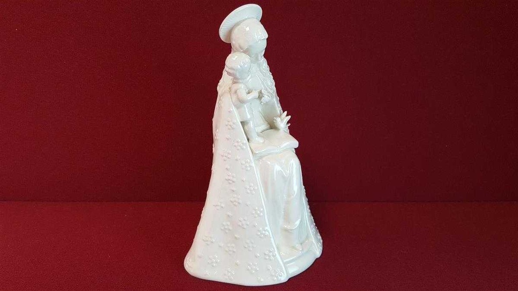 [45814878] Figur Goebel Hummel M. J Blumenmadonna mit Kind Vogel Buch Nr.31 10-1 gebraucht - gut Bild 3