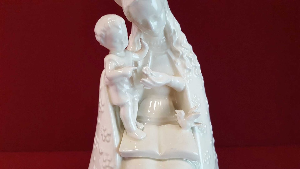 [45814878] Figur Goebel Hummel M. J Blumenmadonna mit Kind Vogel Buch Nr.31 10-1 gebraucht - gut Bild 8