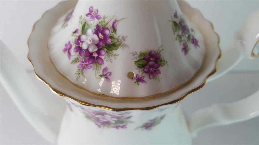 [45814990] Kaffeekanne 0,9 L Royal Albert Sweet Violets gebraucht - sehr gut Bild 3
