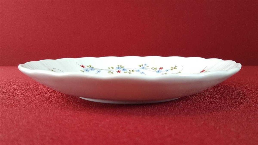 [45815067] Untertasse 14,7 cm Winterling Kirchenlamitz blau rot Blümchen Relief Wellenrand gebraucht - gut Bild 3