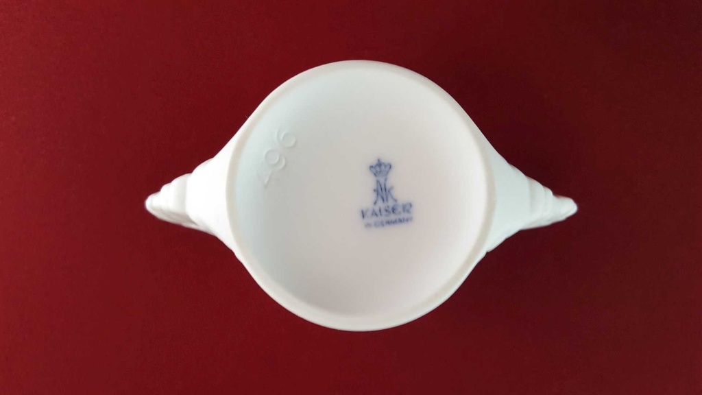 [45815086] Vase 13,5 cm AK Kaiser Porzellan Weiß gebraucht - sehr gut Bild 6
