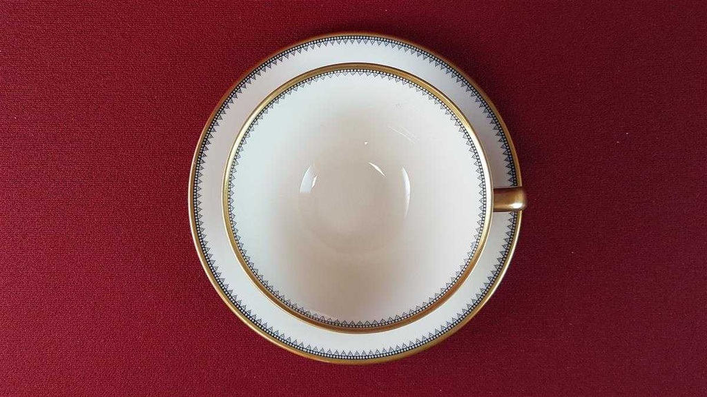 [45815324] Teetasse mit Untertasse Tasse Goldrand Eschenbach Alte Formen 010171 Schwarze Ranke gebraucht - gut Bild 3