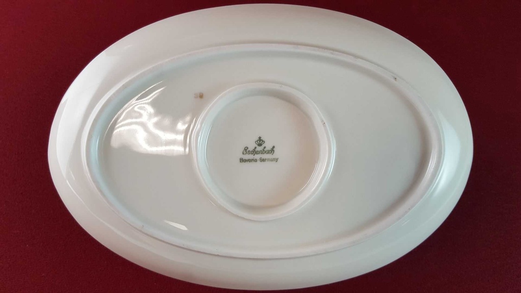 [45815325] Sauciere mit Teller Goldrand Eschenbach Alte Formen 010171 Schwarze Ranke gebraucht - gut Bild 5