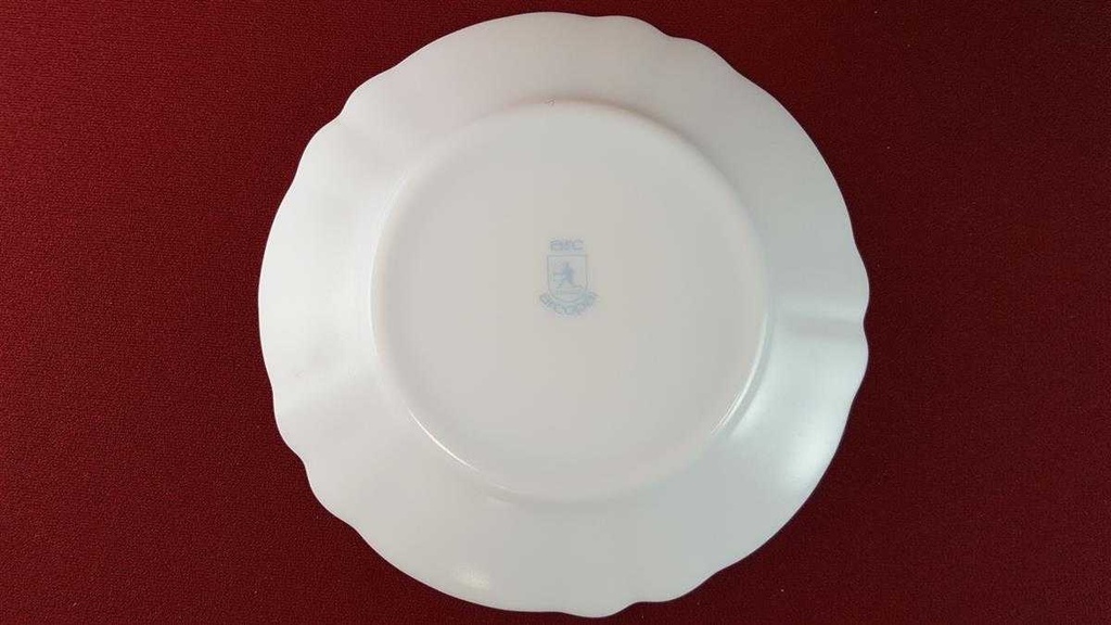 [45815340] Kuchenteller Dessertteller Frühstücksteller 19,5 cm Arcopal Rote Rosen mit Grünrand gebraucht - gut Bild 5