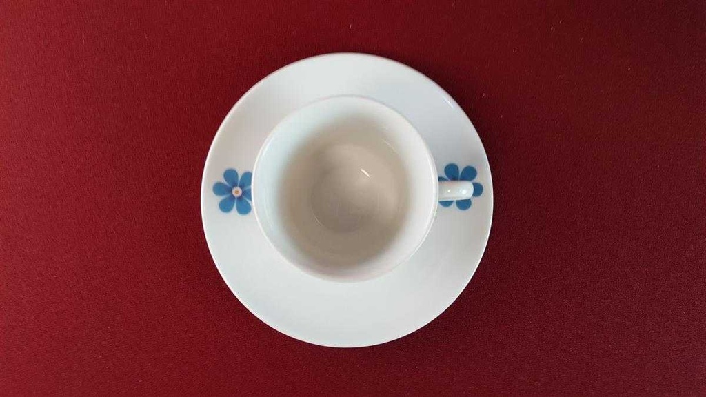 [45815342] Kaffeetasse mit Untertasse Tasse & Winterling Röslau Blaue Blumen Blau gebraucht - gut Bild 5