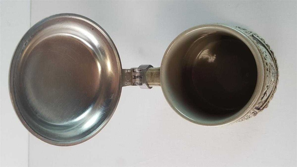 [2119106] Bierkrug mit Zinndeckel gebraucht - gut Bild 6
