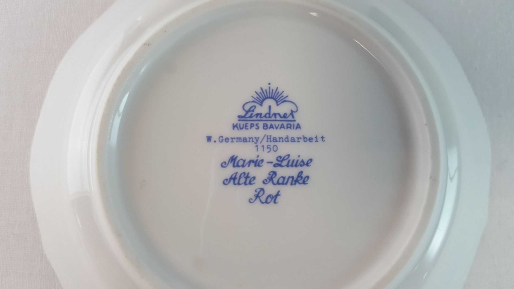 [45815415] Untertasse für Kaffee 14,3 cm Lindner Porzellan Marie Luise Alte Ranke Rot gebraucht - neuwertig Bild 5