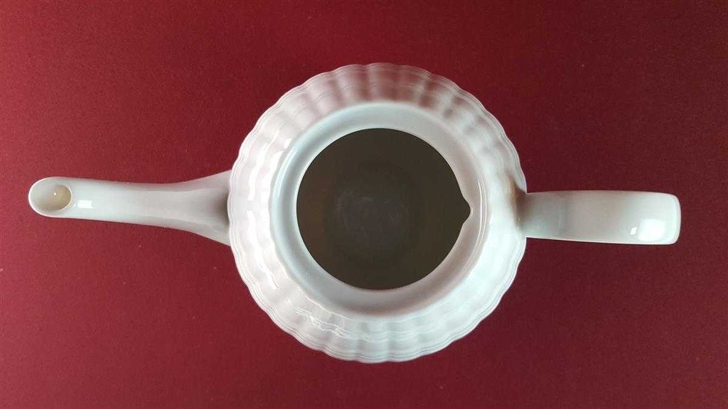 [45815457] Kaffeekanne 1,3 L Hutschenreuther Lucina Goldbordüre 1052 gebraucht - sehr gut Bild 6